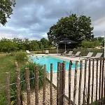 Les Mareillauds - Piscine