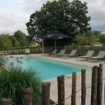 Les Mareillauds - Piscine