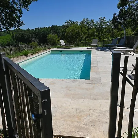 Les Mareillauds - Piscine Salon