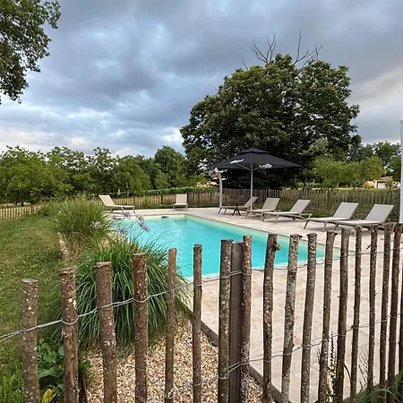 Les Mareillauds - Piscine
