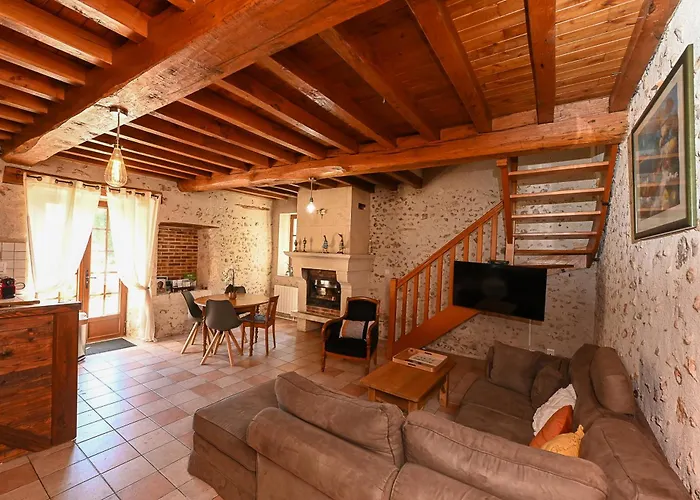 Les Mareillauds - Piscine Salon