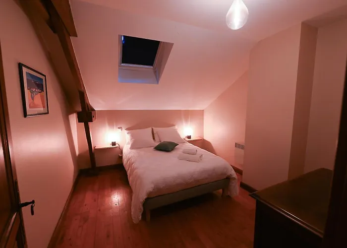 Les Mareillauds - Piscine * Salon